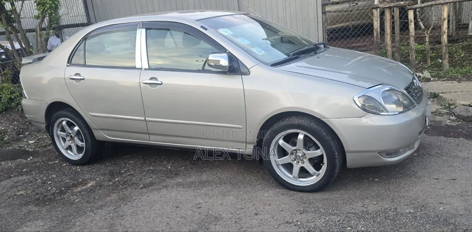 Toyota Corolla 2003 Gold