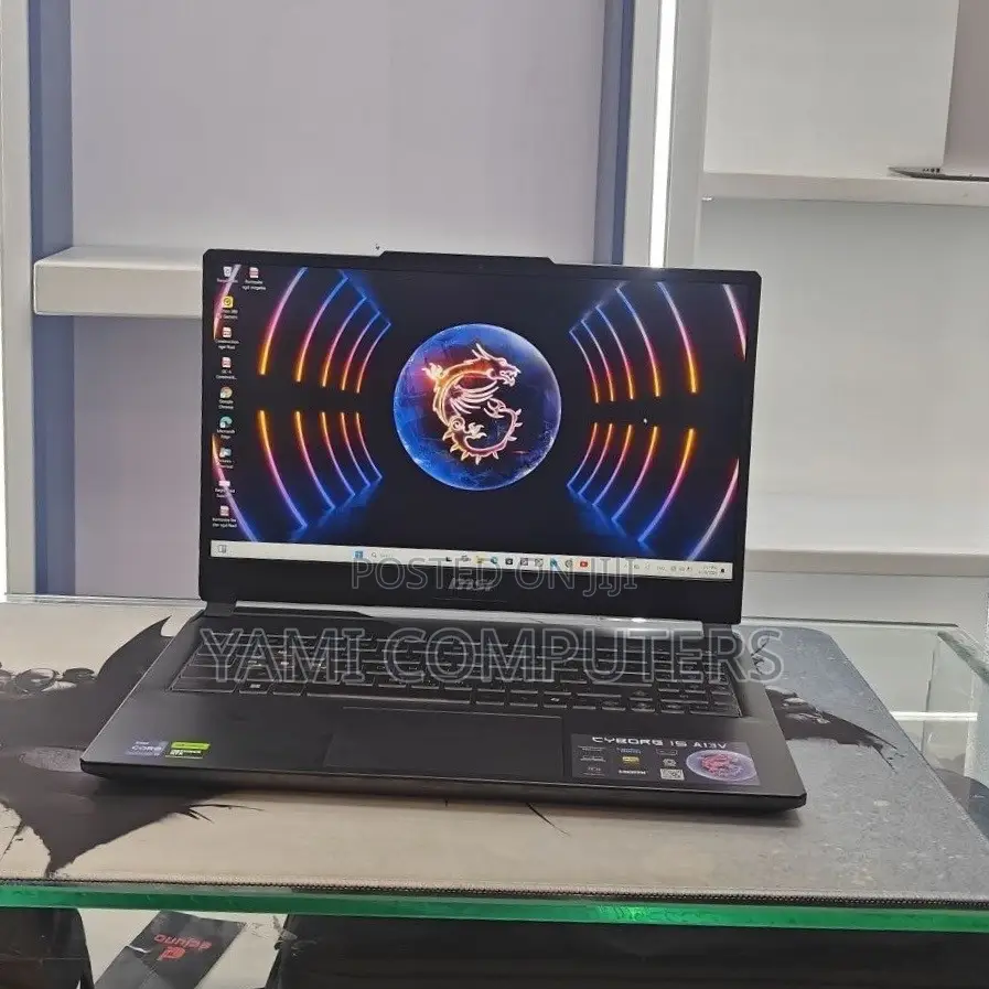 New Laptop MSI Cyborg 15 16GB Intel Core i7 SSD 1T