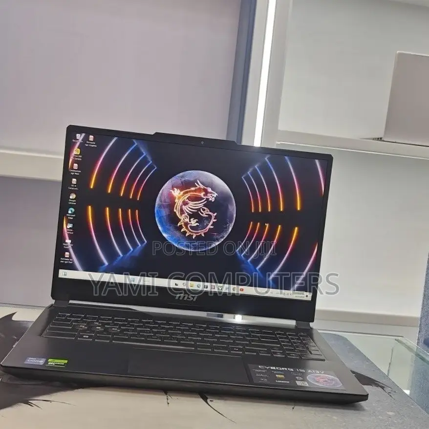 New Laptop MSI Cyborg 15 16GB Intel Core i7 SSD 1T