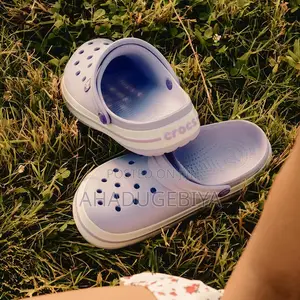 Stylish Crocs Shoes – Comfortable Trendy