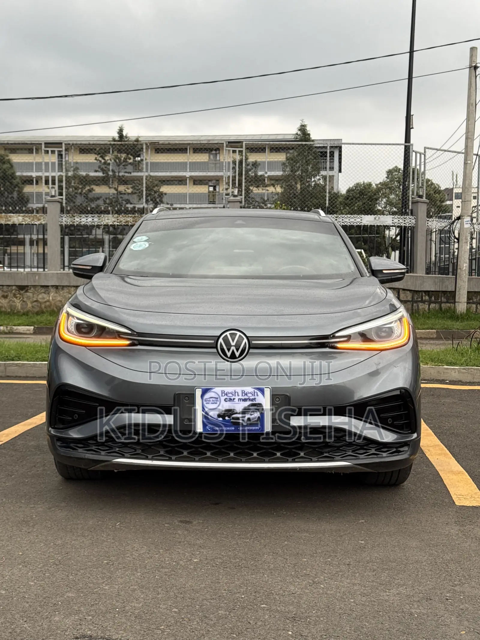 Volkswagen ID.4 2022 Gray