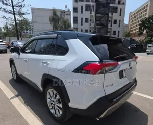 Toyota RAV4 2023 White