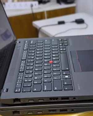 New Laptop Lenovo 16GB Intel Core i7 SSD 512GB
