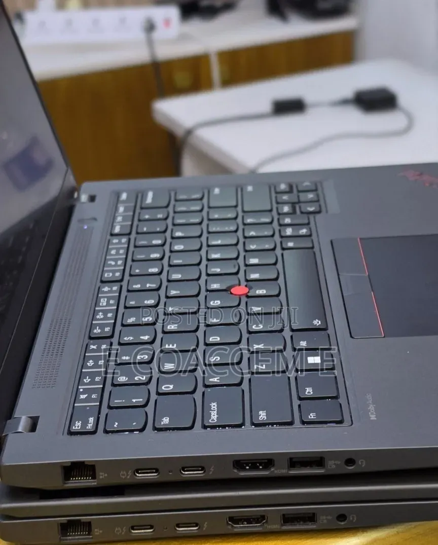 New Laptop Lenovo 16GB Intel Core i7 SSD 512GB