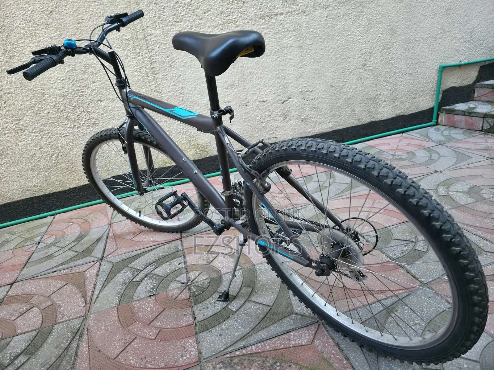 Bicycle Totem 26” Used by Embassy