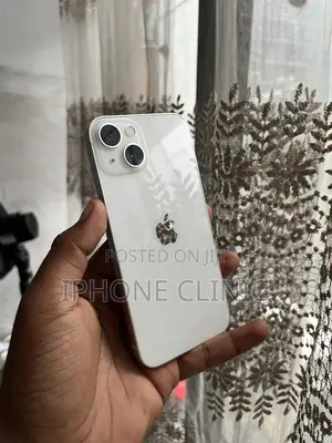 New Apple iPhone 13 128 GB White