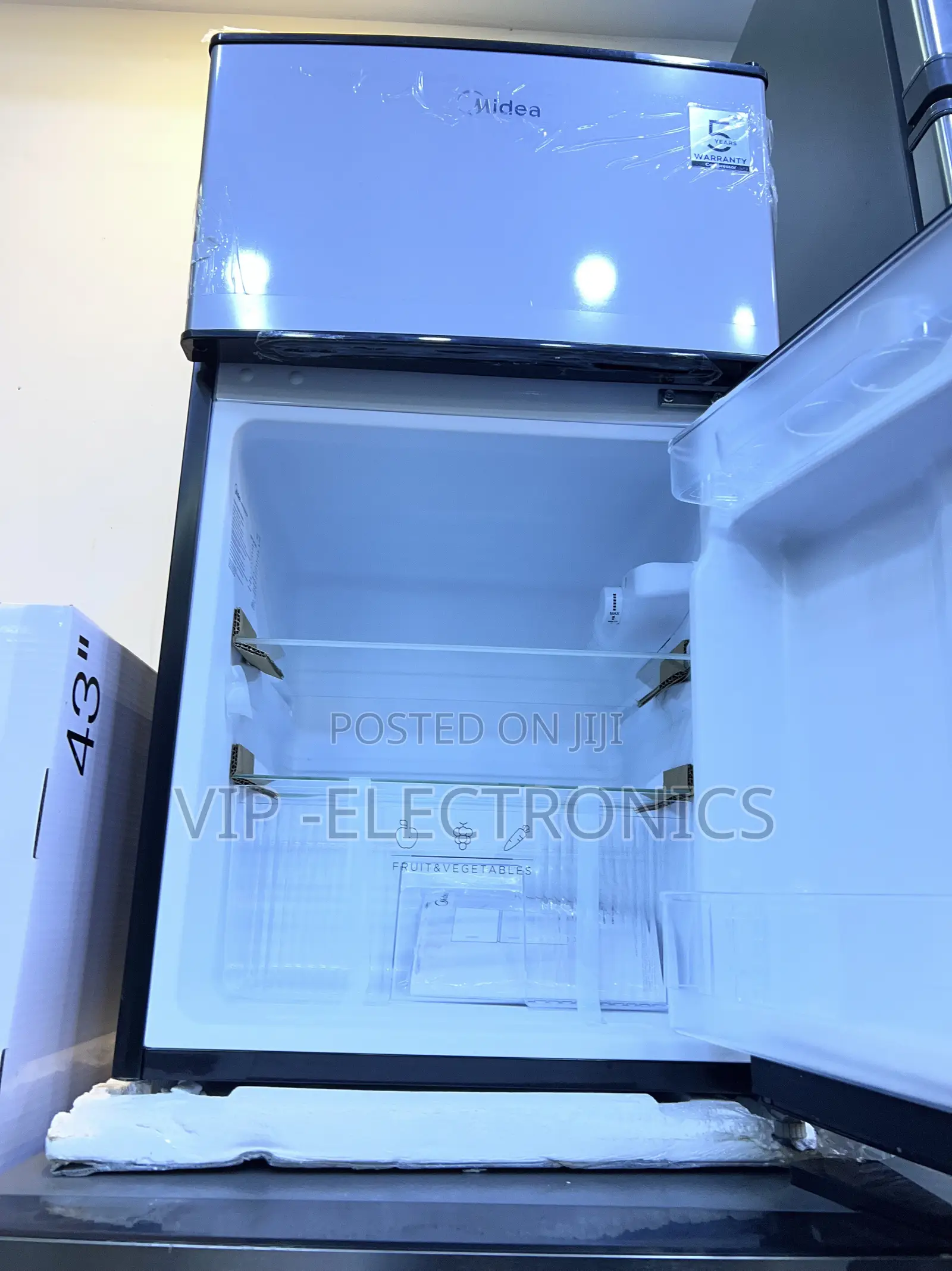 Midea Refrigerator 134 Silver | Spacious Family Fridge | Brand New