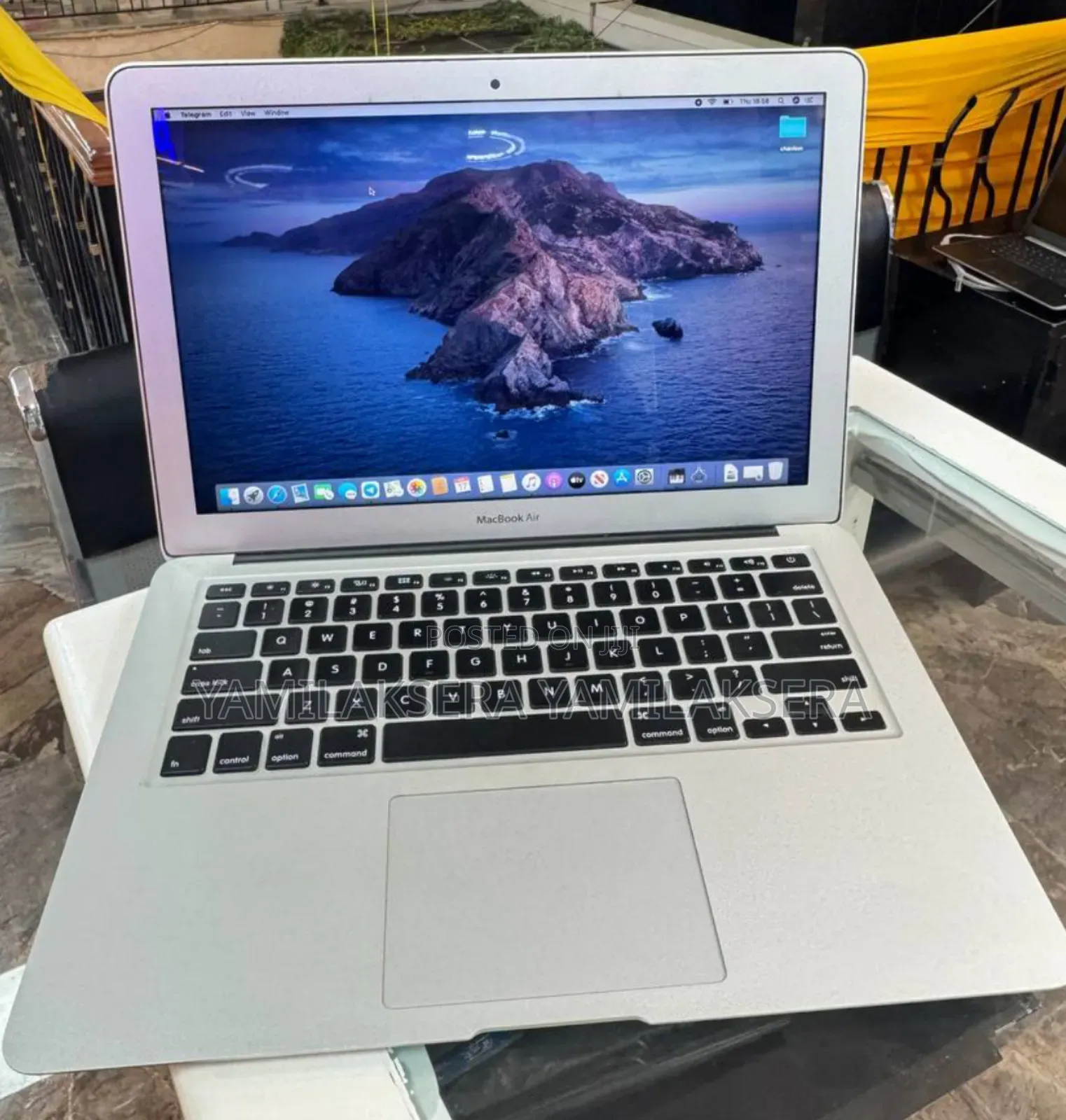 New Laptop Apple MacBook Air 2013 4GB Intel Core i5 SSD 128GB