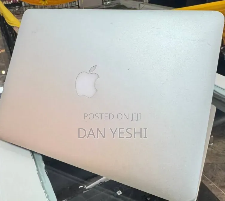 New Laptop Apple MacBook Air 2013 4GB SSD 128GB