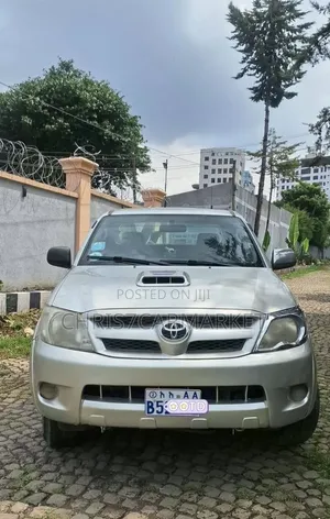 Toyota Hilux 2.5 D-4D 2008 Silver