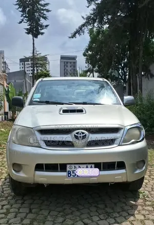 Toyota Hilux 2.5 D-4D 2008 Silver