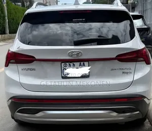 Hyundai Santa Fe 2023 White