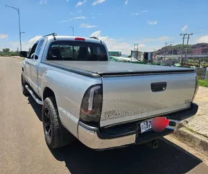 Toyota Tacoma 2008 Silver