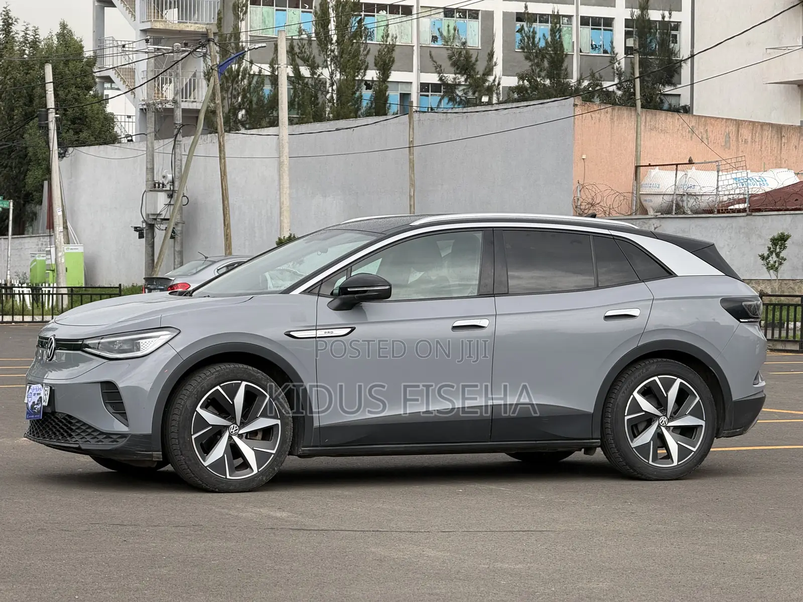 Volkswagen ID.4 2023 Gray