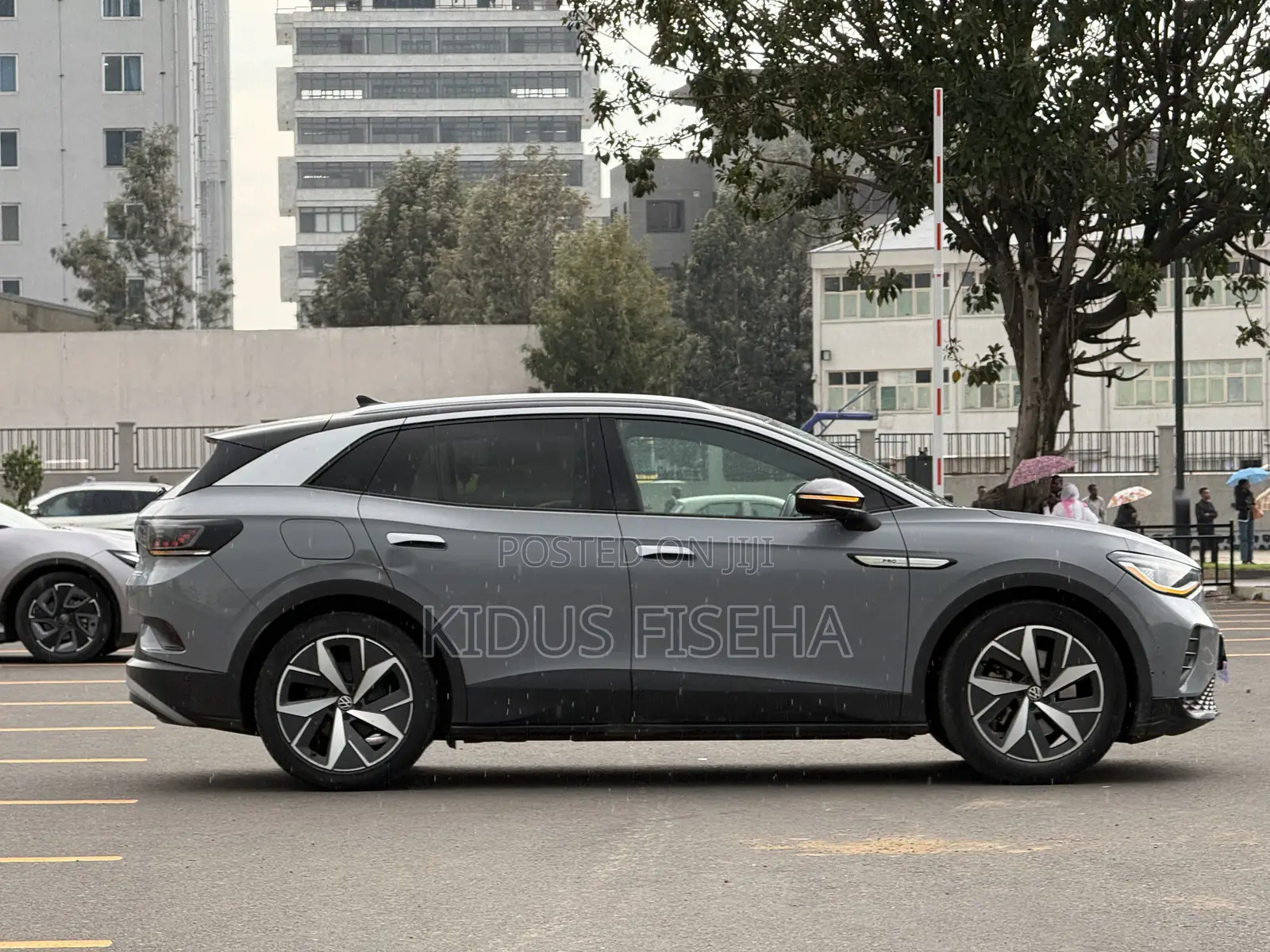 Volkswagen ID.4 2023 Gray