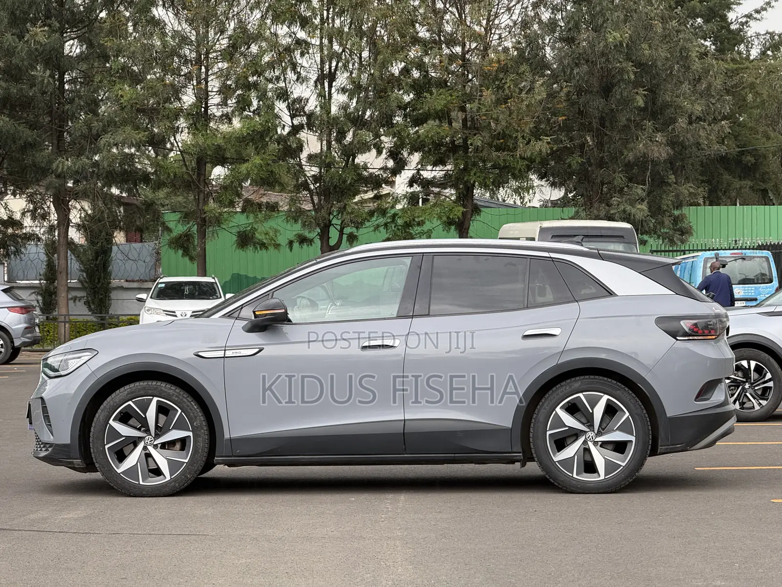 Volkswagen ID.4 2023 Gray