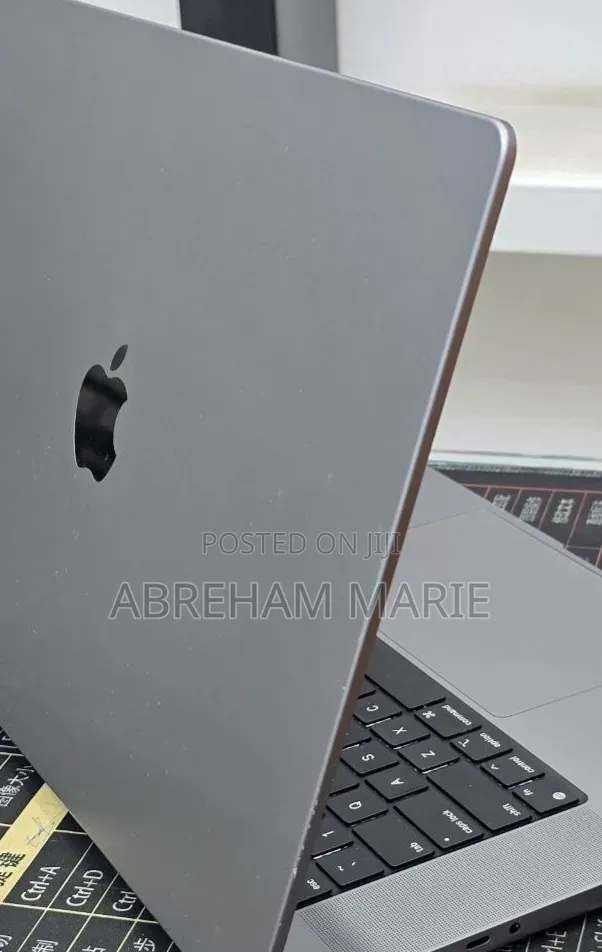 New Laptop Apple MacBook Pro 2021 M1 Max 32GB Apple M1 Max SSD 1T
