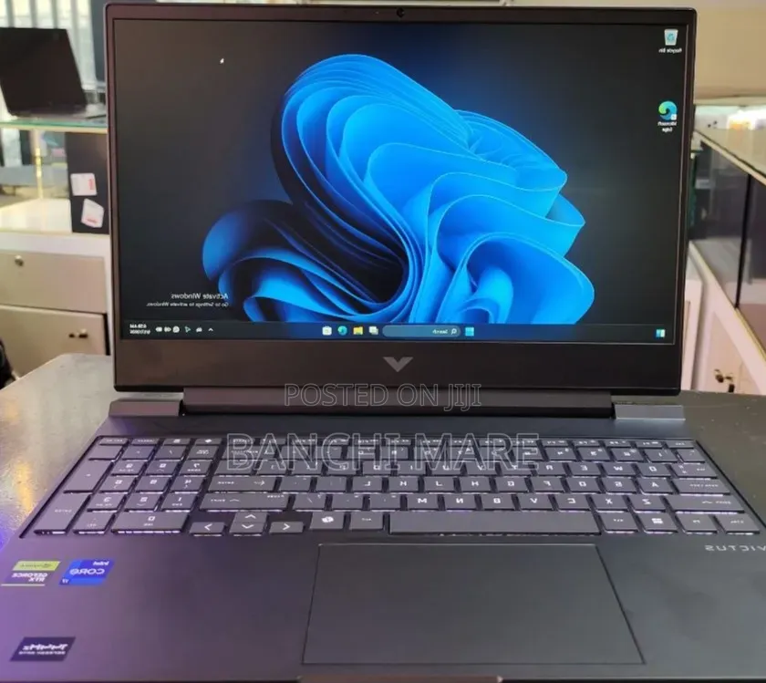 New Laptop HP Victus 16 16GB Intel Core i7 SSD 512GB