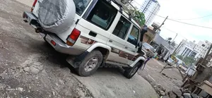Toyota Land Cruiser 4.0 V6 EXR 2019 White