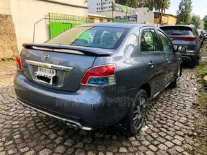 Toyota Belta 2007 Blue