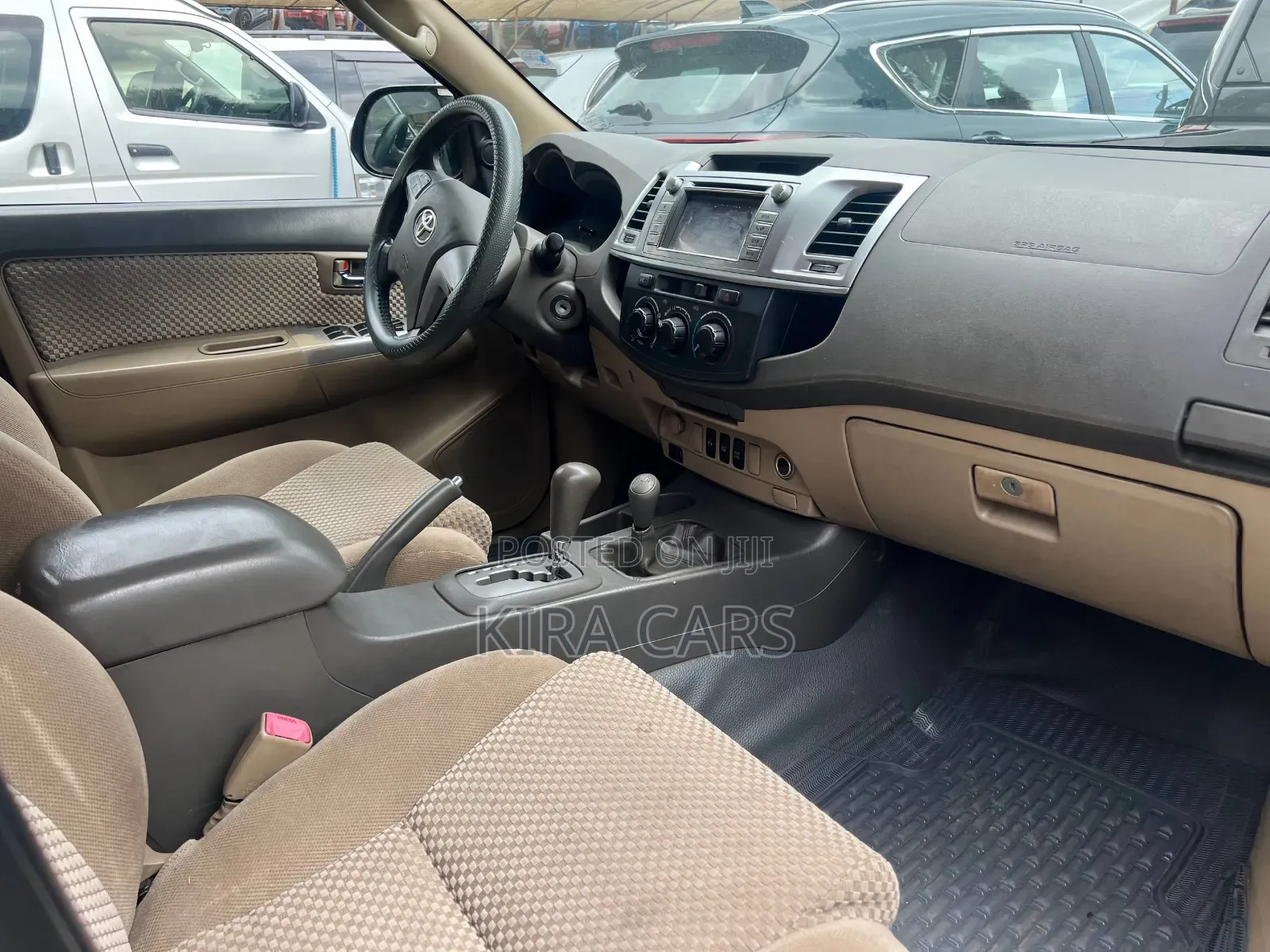 Toyota Fortuner 2012 Gold