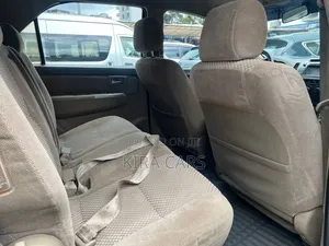 Toyota Fortuner 2012 Gold