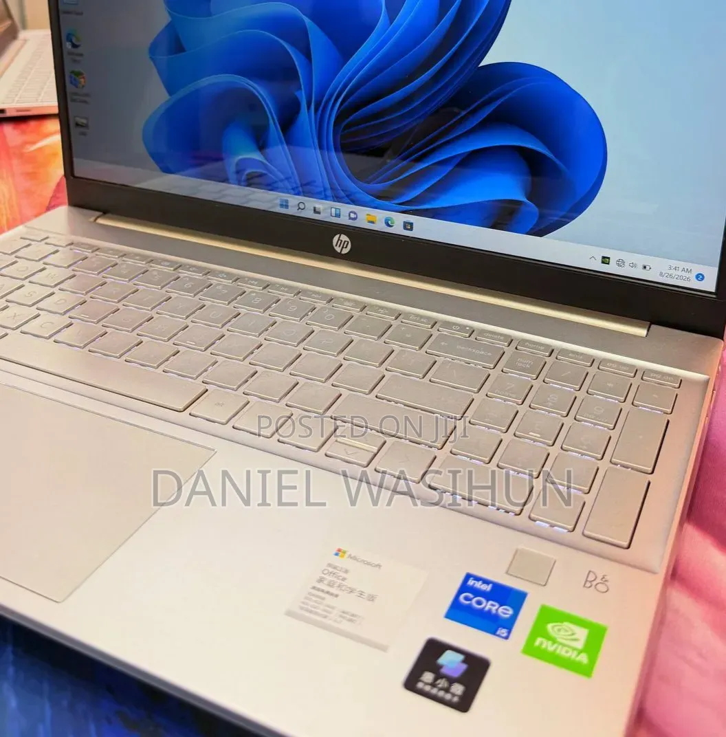 New Laptop HP Pavilion 15 16GB Intel Core i5 SSD 512GB