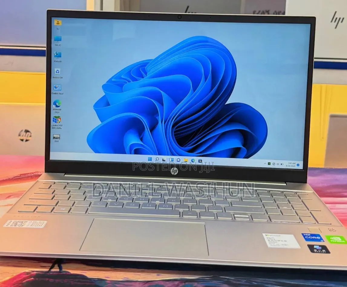 New Laptop HP Pavilion 15 16GB Intel Core i5 SSD 512GB