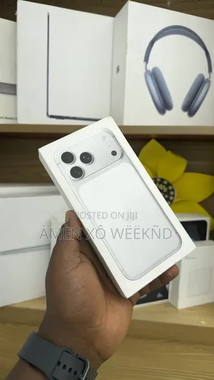 New Apple iPhone 17 Pro Max 512 GB Silver
