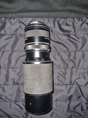 Vivitar 70-210mm F/4.5 MC Macro Zoom Lens - Made in Japan