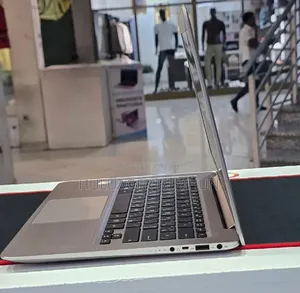 New Laptop Asus K43TA 8GB Intel Core i5 SSD 256GB