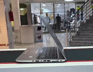 New Laptop HP EliteBook 840 8GB Intel Core i5 SSD 1T