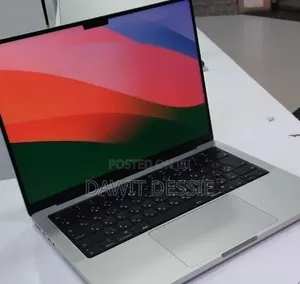 New Laptop Apple MacBook Pro 2024 M4 16GB Apple M4 Pro SSD 512GB