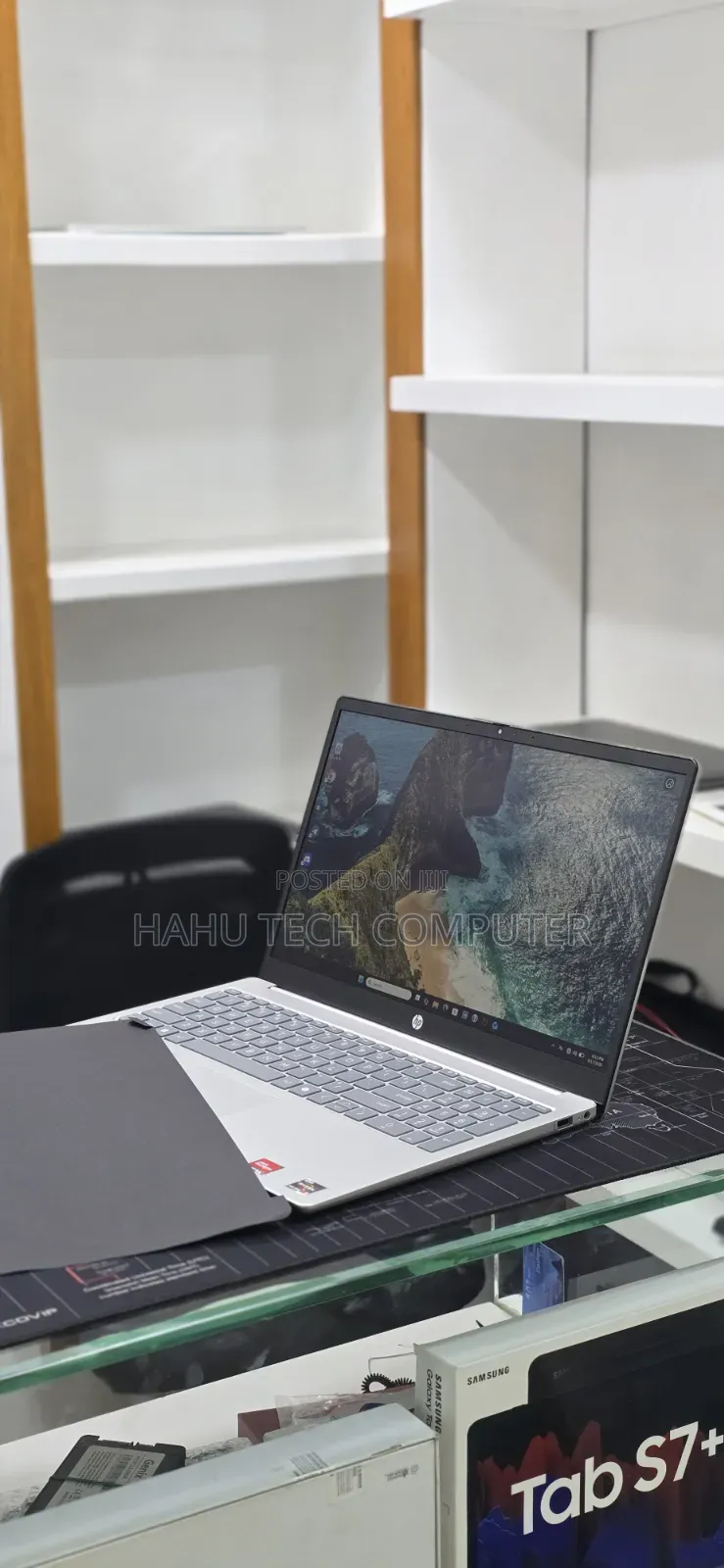 New Laptop HP Stream Notebook 8GB AMD Ryzen 5 SSD 512GB