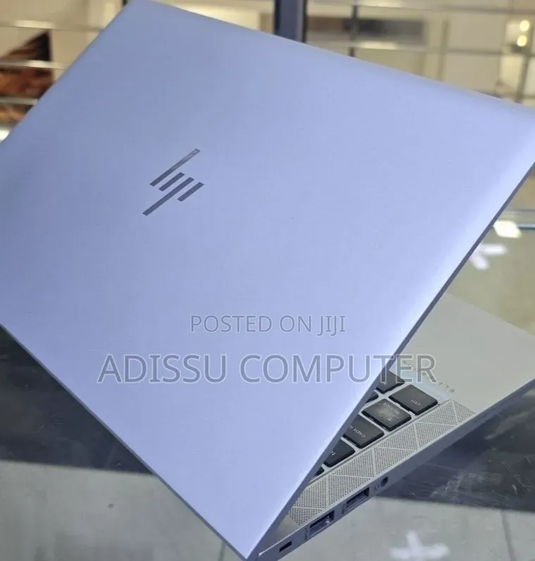 New Laptop HP EliteBook 840 G8 16GB Intel Core i5 SSD 512GB