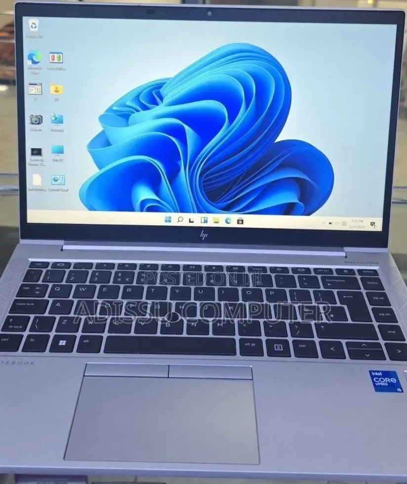 New Laptop HP EliteBook 840 G8 16GB Intel Core i5 SSD 512GB