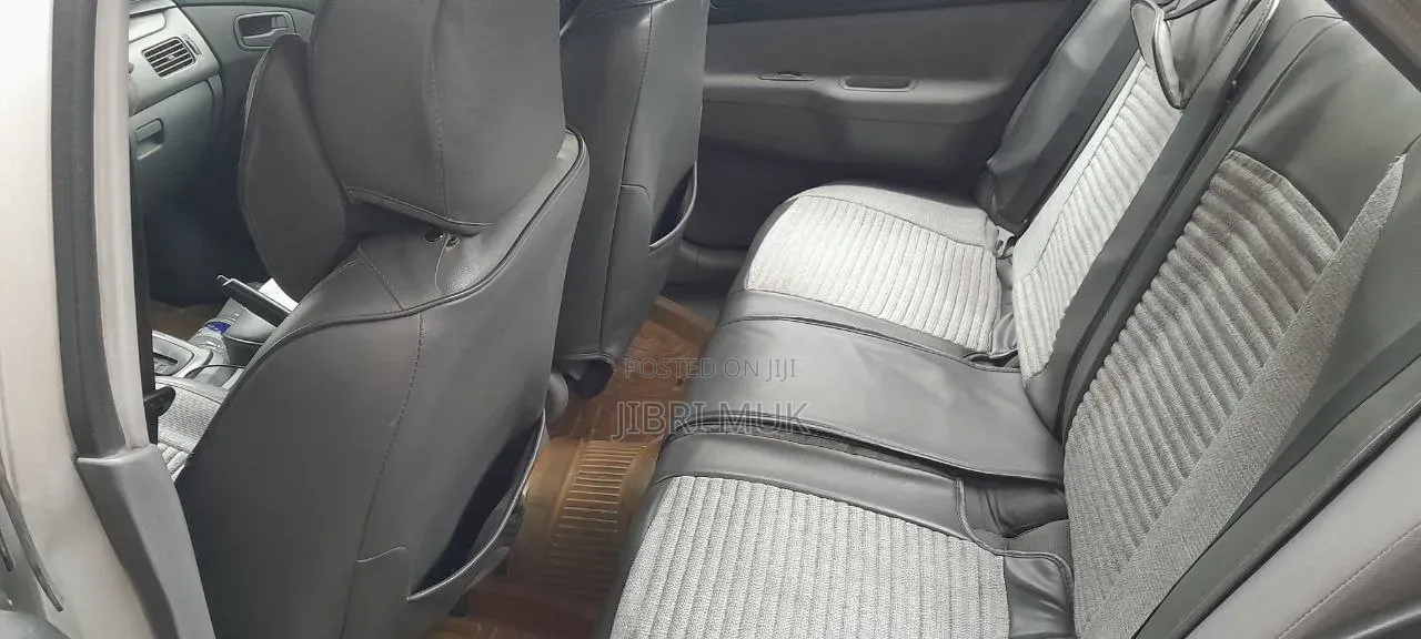 Mitsubishi Lancer 2009 Silver