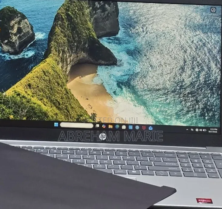 New Laptop HP Stream Notebook 8GB AMD Ryzen 5 SSD 512GB