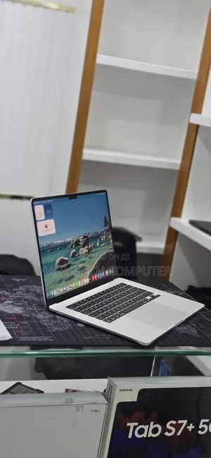 New Laptop Apple MacBook Air 2026 M5 16GB Apple M5 SSD 512GB