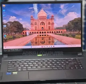 New Laptop MSI 32GB Intel Core i7 SSD 1T