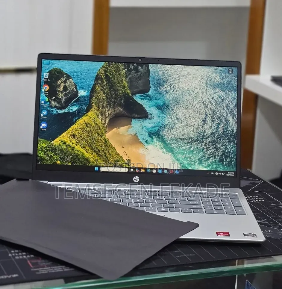 New Laptop HP Stream Notebook 8GB AMD Ryzen 5 SSD 512GB