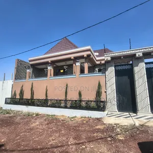 Furnished 7bdrm Villa in Villa, East Shewa for sale