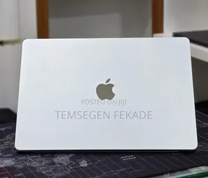 New Laptop Apple MacBook Air 2026 M5 16GB Apple M5 SSD 512GB