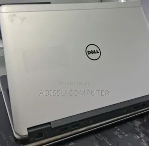 New Laptop Dell Latitude E7240 8GB Intel Core i5 SSD 256GB