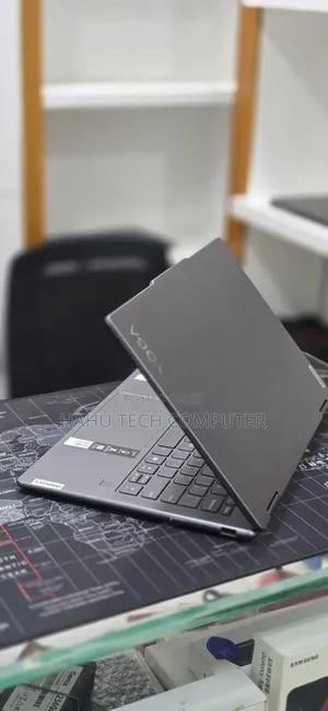 New Laptop Lenovo Yoga 7i 16GB Intel Core Ultra 5 SSD 512GB