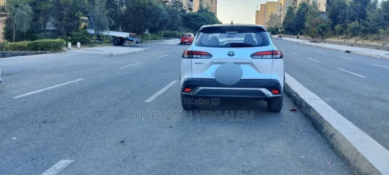 Toyota Frontlander 2023 White
