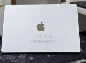 New Laptop Apple MacBook Pro 2025 M5 16GB Apple M5 Pro SSD 512GB