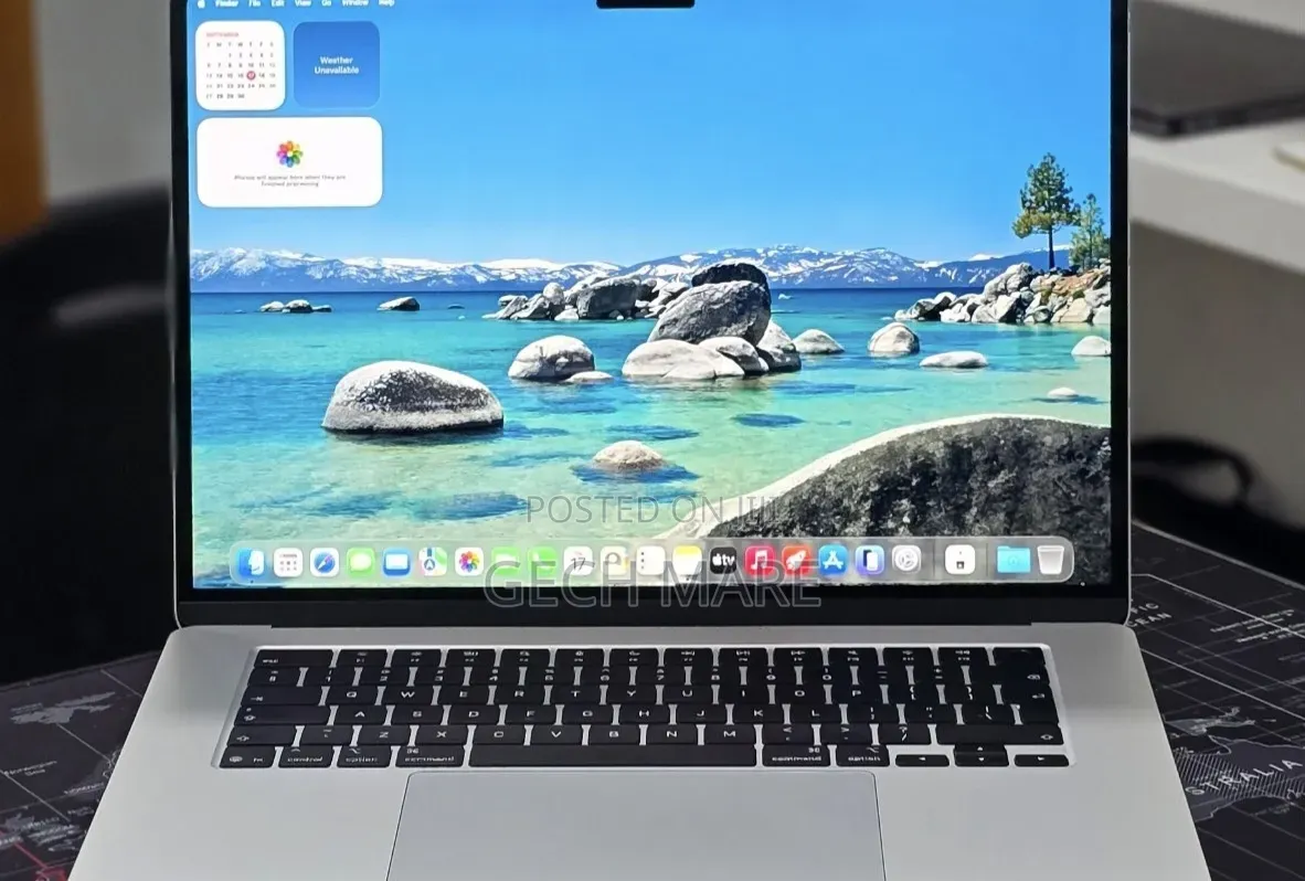 New Laptop Apple MacBook Pro 2025 M5 16GB Apple M5 Pro SSD 512GB