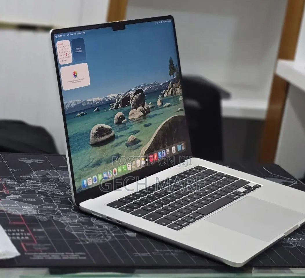 New Laptop Apple MacBook Pro 2025 M5 16GB Apple M5 Pro SSD 512GB