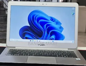 New Laptop Asus Vivobook 14 8GB Intel Core i5 SSD 256GB